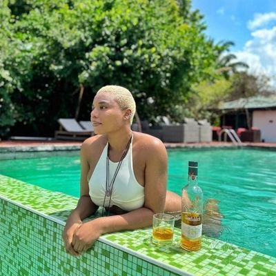 Kalifonia_001's profile picture. Simple 😌 Social, Free thinker 😎, Song writer 📝,  petrochemical Technician, Sagittarius ♐ #Kalifonia 🇺🇲 🦅