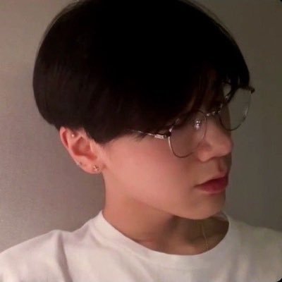 fly__tothesun's profile picture. ไม่ว่างคับ(ชีวิต)บัดซบอยู่