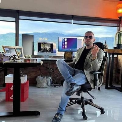 CryptoPro66's profile picture. Showing you the fast and easiest way to make money before you get old Ta,charts,market analyst,1$10k to $100k mega trades.👉https://t.co/Ga9ldR9i5O