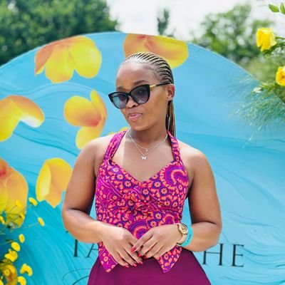 BettyMadane's profile picture. 🇱🇸Dressmaker👗#Stitched_by_self