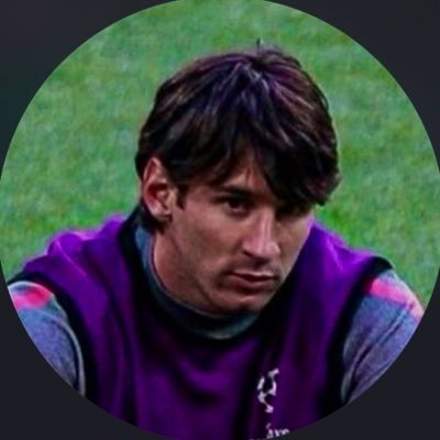 N1sxj's profile picture. غارق بين صفحات عالم الكورة والسينما و الألعاب @Fcbarcelona | @RE_Games