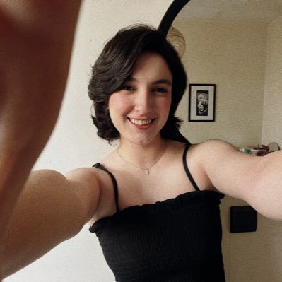 Bhrshmoa's profile picture. 