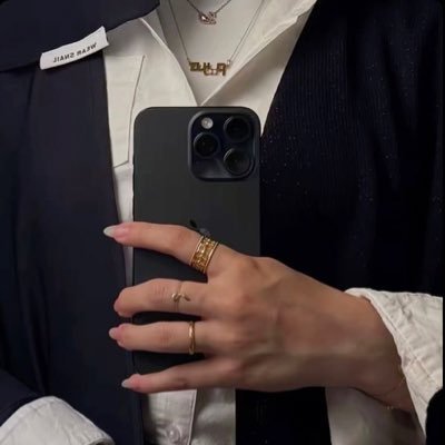 Shouq3304421's profile picture. 