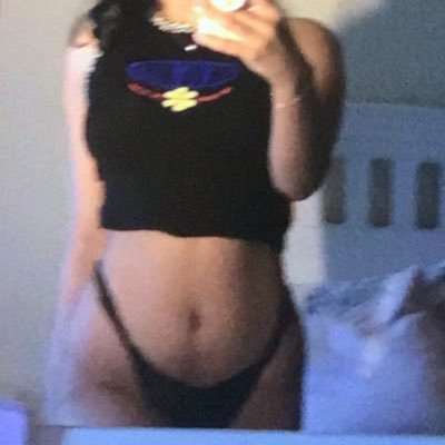 meeera_ae's profile picture. 