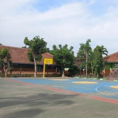 9Alf2434994's profile picture. be positive