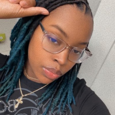 x_cocvine's profile picture. 𝟤𝟦 | 𝓂𝑜𝓂𝓂𝓎 🧑‍🧒💝 | ✝️