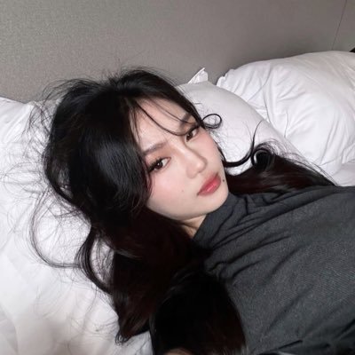 nitazazki's profile picture. 