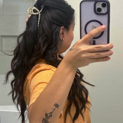 gabynaomiv's profile picture. guided by Yahusha and investing with my son #BeSetApart latest yt video ↓