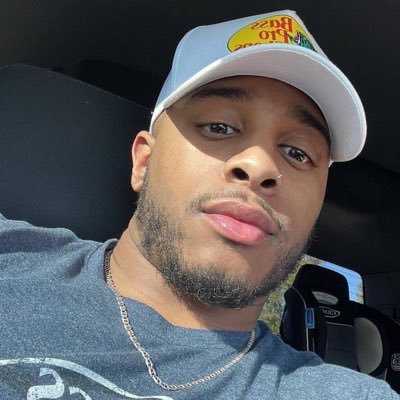 Adamsdelroy1's profile picture. Not every warrior wears his medals where you can see them. Some battles are fought in silence, some victories only the soul understands. 🇺🇸🪖