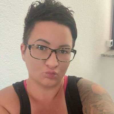19Ivance55827's profile picture. am looking for a serious relationship 👍😍👑❤️
