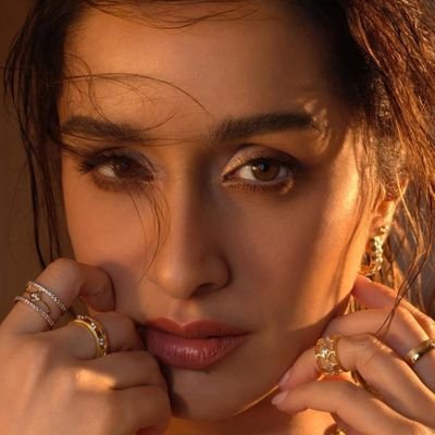 webseries18u's profile picture. Shraddha 🛐 PAM🥰
Place of Actress  Hub