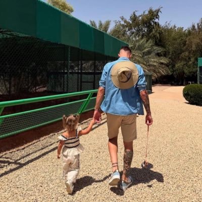 alwaysaggainsme's profile picture. القطااااااااااار و فاتنا —— b$tch, be humble