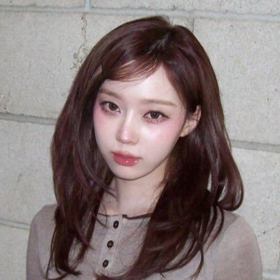 Kosmoswinter's profile picture. aespa •⭐️ #RichMan