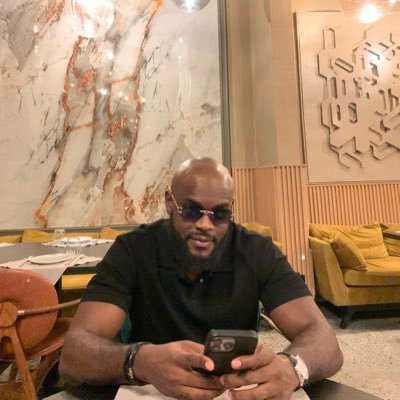 segs_og's profile picture. Mostly lyrics, a bit of discipline. Gym • Football