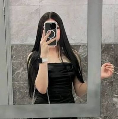 R_x_h_f's profile picture.