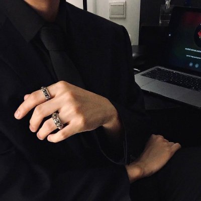 dfrw911's profile picture. 