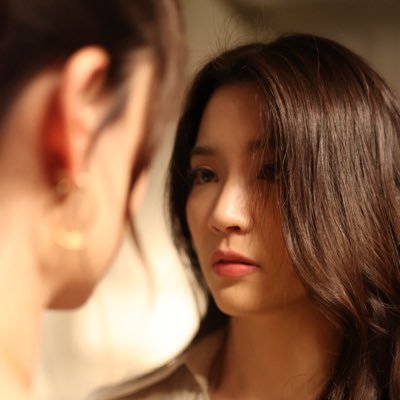 MiniMin42146693's profile picture. Happy