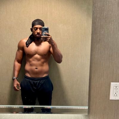 333thehardway's profile picture. | Tech 🤓 | ΦΒΣ | Fitness 💪🏾 #KeepGodFirst