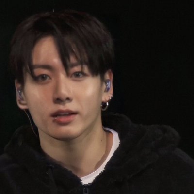 Lightindreams's profile picture. OT7 💜 Curious Introvert. Love to read, write, Music, Gamer, Anime. Just here for Love, Joy and everything Bangtan.