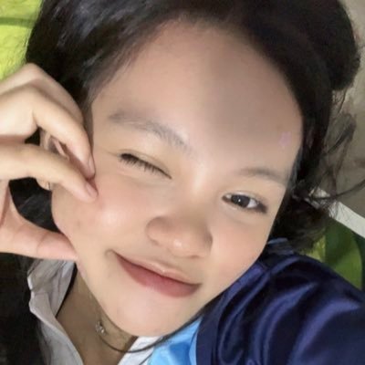 lloverelle's profile picture. — 📸🌻💛