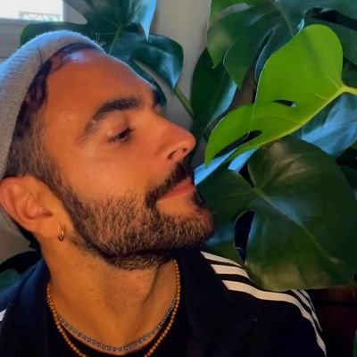 conilph_'s profile picture. perdutamente oppure niente