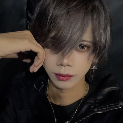 shien_AnDi's profile picture. ☆メンズ地下アイドル☆ 紫煙 ☆ 紫担当💜 An DiaRy  グループ▶︎@AnDiary_99 チケット購入▶︎ https://t.co/p84WtEhYdO 予定▶︎ https://t.co/zU03vaP4DE まだ光に満たない僕を見つけた人へ