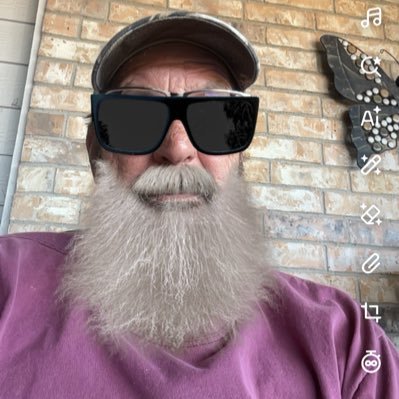 fred_bukaty's profile picture. I am just me I do not send gift cards. I do not give out money. I will not send you money. I’m just here to look and no serious relation.