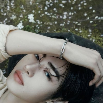 wdlJUSTINM00D's profile picture. ╱ don’t be afraid to 𝒇𝒂𝒍𝒍 𝒊𝒏 𝒍𝒐𝒗𝒆 ╱