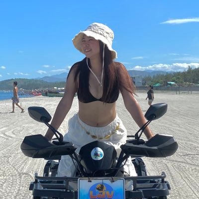 alynor_'s profile picture. I never trust first impression