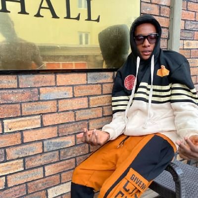 _pauliegee's profile picture. 