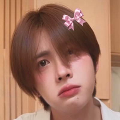 ssimpleq's profile picture. tlefirstone𓂃𓈒𓏸 ͙͘͡★