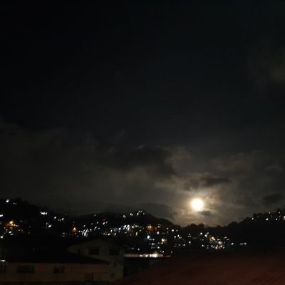 lani00943387783's profile picture. 