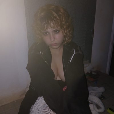 bedrottedash's profile picture. solo el pueblo salva al pueblo.