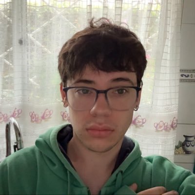 spnnti's profile picture. @spntien