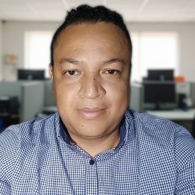 IamPedroE's profile picture. La felicidad se encuentra escondida en el suspenso, cubierta de incertidumbre, invisible ante ojos dudosos.