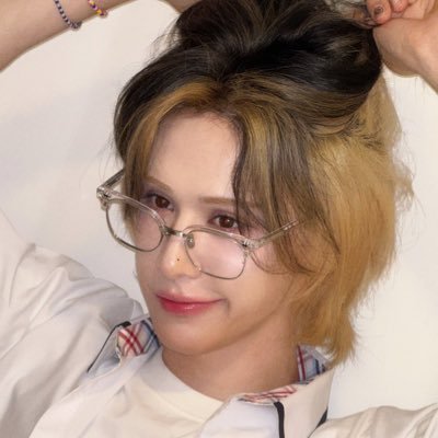 wumutismuse's profile picture. #엑스로브: Let’s find a way ִֶָ. ..𓂃 ࣪ ִֶָ🪽་༘࿐ || ❤️🩷💙💛