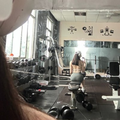 oxtuqccyu's profile picture. 저는 대만 타이베이 출신의 여성으로, 여행을 사랑합니다. 지금까지 태국, 말레이시아, 싱가포르 등 여러 나라를 방문했습니다. 다음 목적지는 한국입니다.