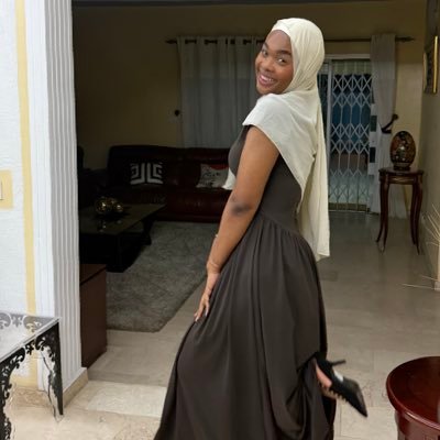 Badleila_'s profile picture. a girl who supports girls but some of you are very dumb || N'est-ce point par l'évocation d'Allah que se tranquillisent les coeurs ?