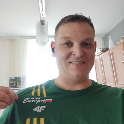 Kubicowy's profile picture. #RKhools #MajkaHools #Sleuth #JustRacingFan #RacingNotFamecing  #AustralijskiTurysta #TeamSitko #CC29 #ND 🦘 
Czarna owca w stadzie białych baranów