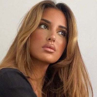 yourrnoura's profile picture. online diary 💌 Living her best life