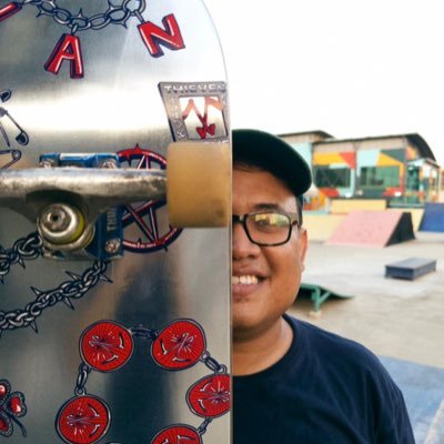 zlhlmzd's profile picture. #AllDayIDreamAboutSkateboarding 🤖👨🏻‍🔧👟🎮📷📱💻🛹⚽⛰️🕌🕋