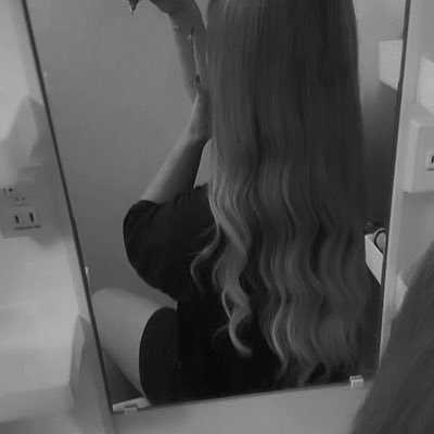 yiy_629's profile picture. （𝟤𝟤）