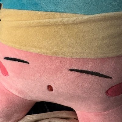 DovaIsGay's profile picture. Deep priv, trusted friends only