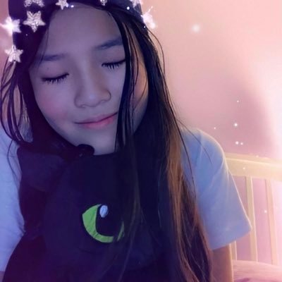 katiejxlkosky's profile picture. digital diary ♡ she/her