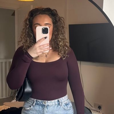 Holls241's profile picture. 