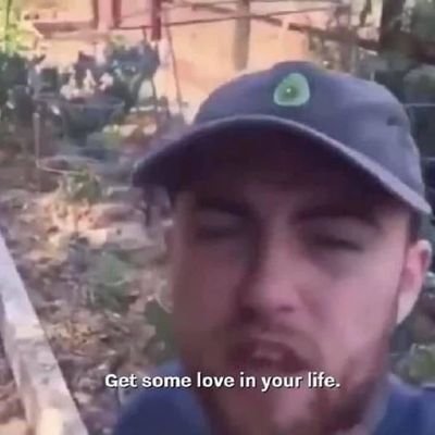 ordinarypeo_le's profile picture. 20 | live like you're dying.                                                          
właściwie Mac Miller