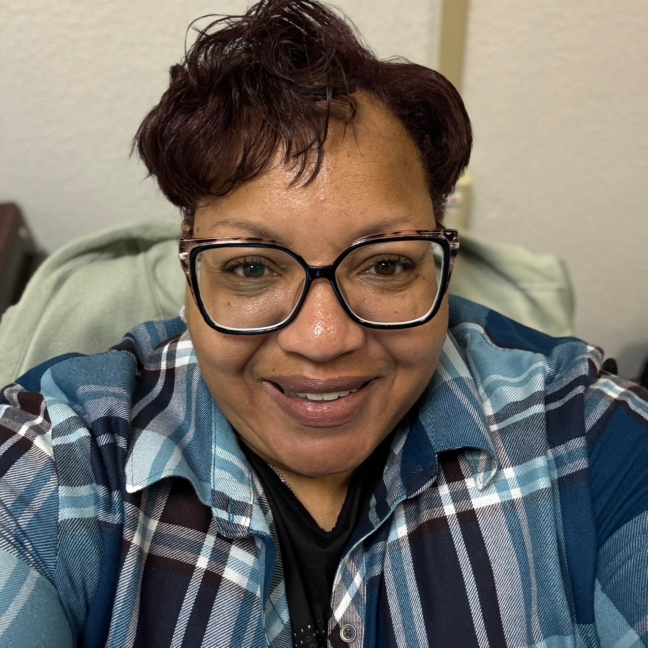 NMpearlz's profile picture. 