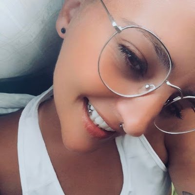 maydelbo25's profile picture. 