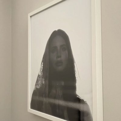 itismewaad's profile picture. I love music, art, fashion, books, poetry, philosophy and metaphysics.