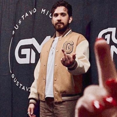 mnstros's profile picture. jão's voice: "ráilla, *muah* feliz aniversário"